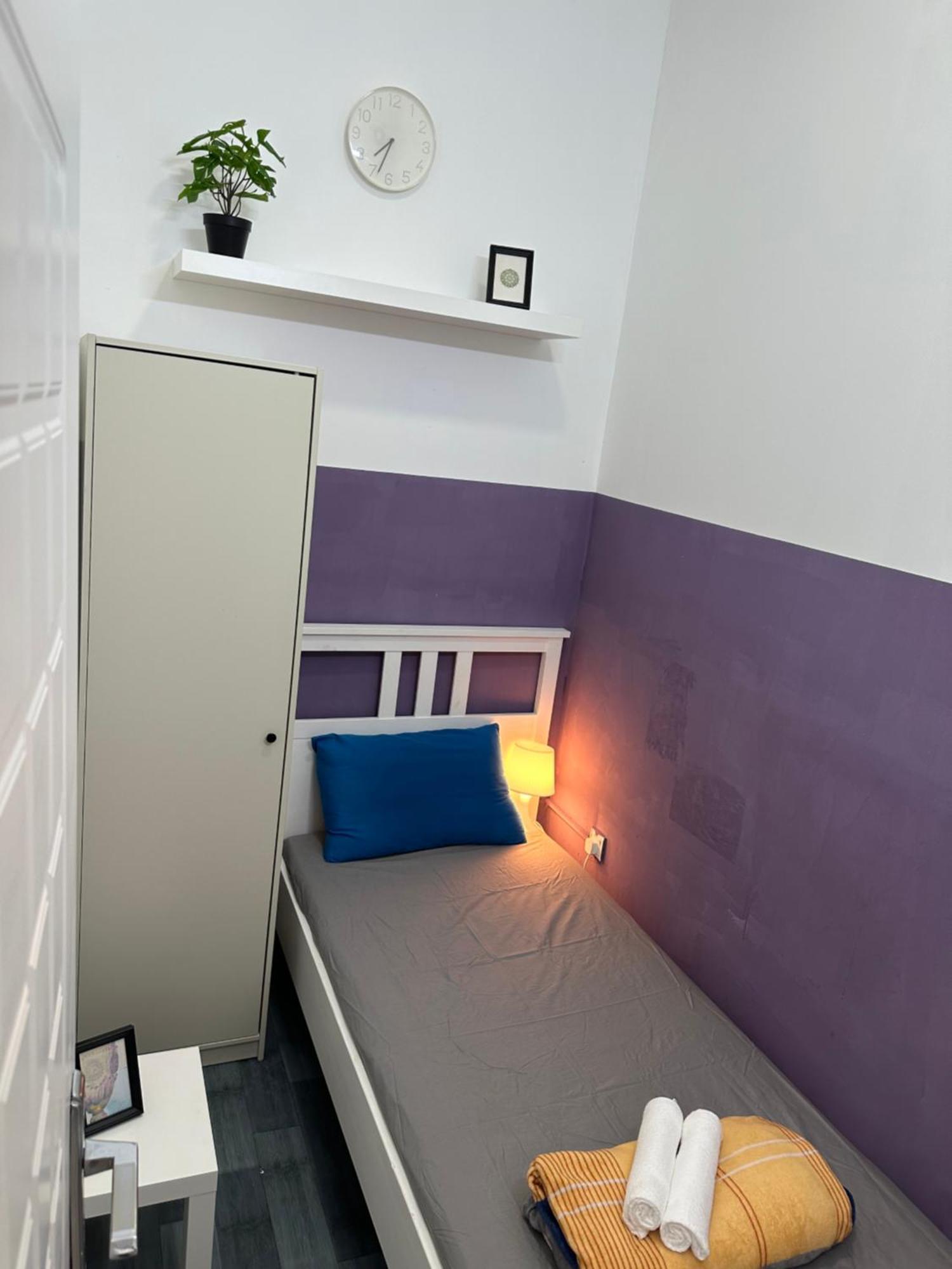 Restful Partition Near Mashreq Metro * دبي